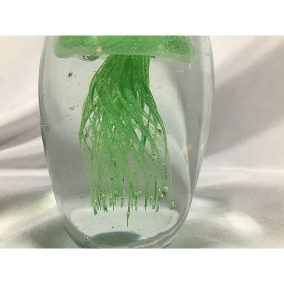 Glow In The Dark Jellyfish Paperweight 5.5 inch 3.2 Pound Art Glass Paperweight - Picture 11 of 16